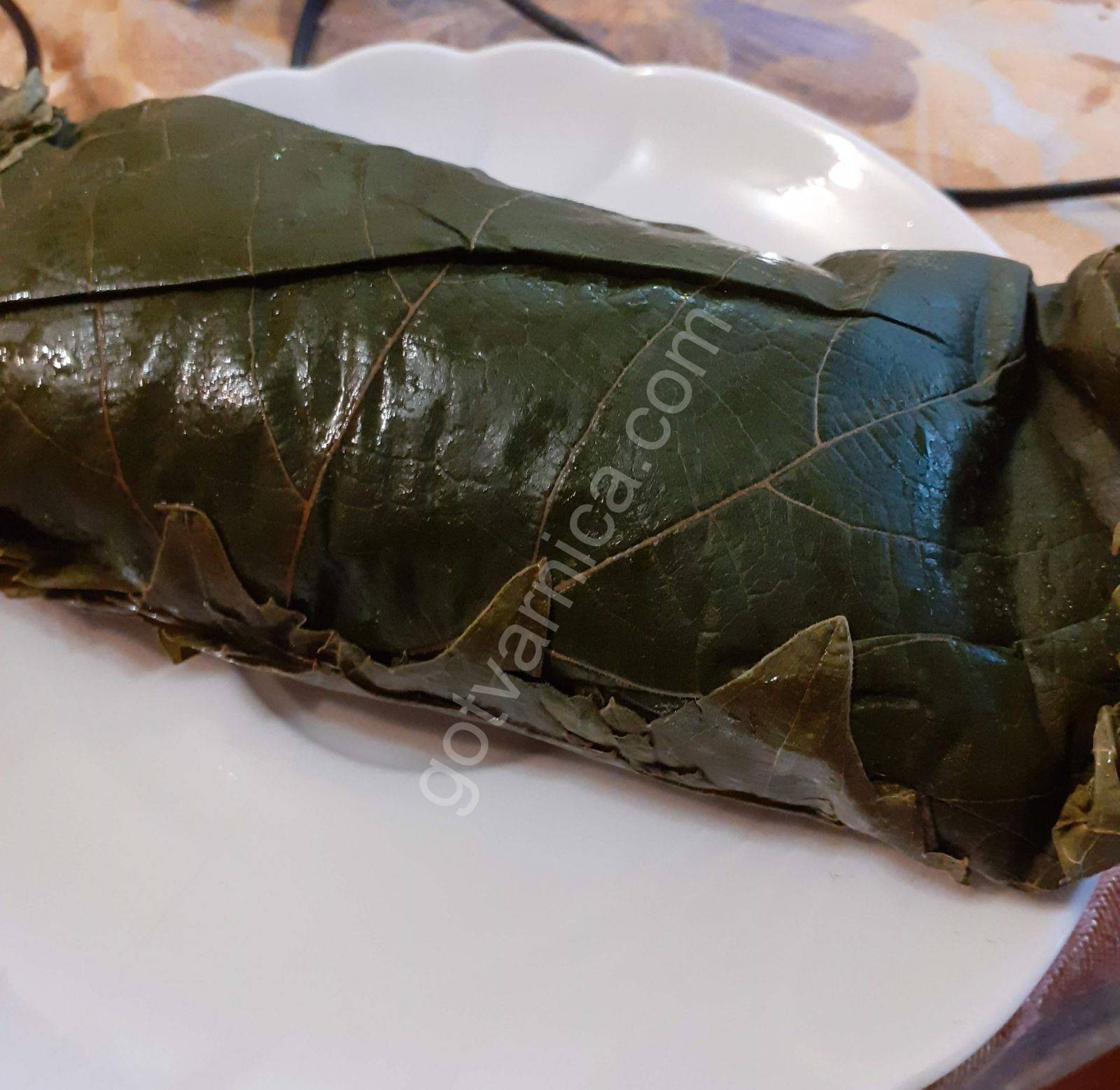 Лозови сармички с кайма и ориз 01